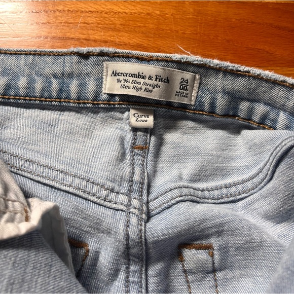 Abercrombie 90s Slim Straight Ultra High Rise Jeans Size 00/24 LONG - Picture 3 of 10